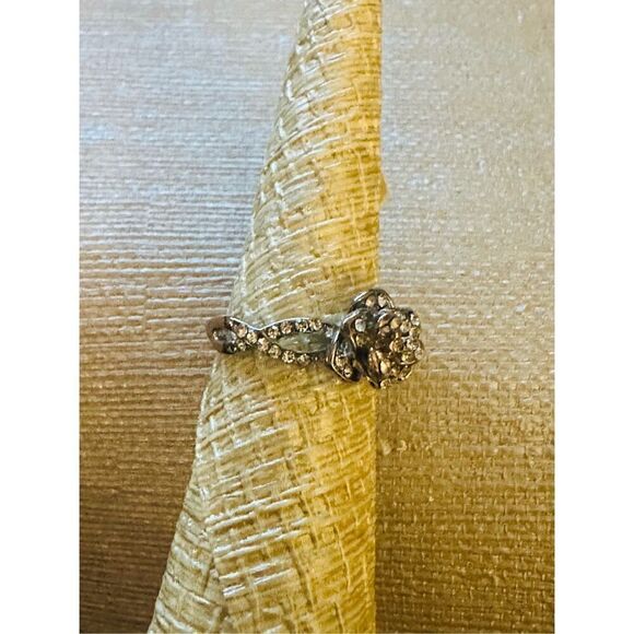 Sterling Silver Rhinestone Flower Ring - Picture 3 of 8